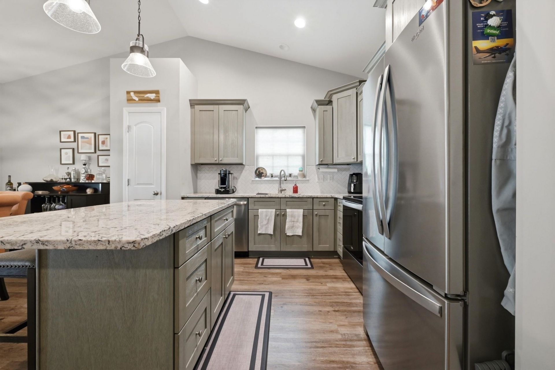 359 Dunbarton Ln. Photo 5
