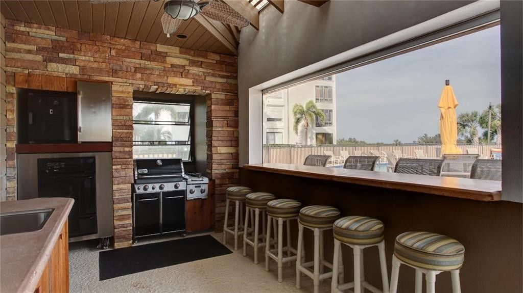 6175 S Mirror Lake Drive, Unit 207, Sebastian, FL 32958 Photo