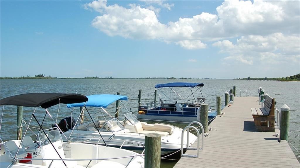 6175 S Mirror Lake Drive, Unit 207, Sebastian, FL 32958 Photo