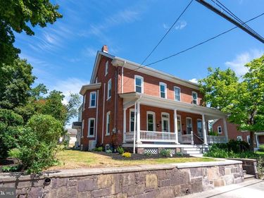 131 JEFFERSON STREET, EAST GREENVILLE, PA 18041