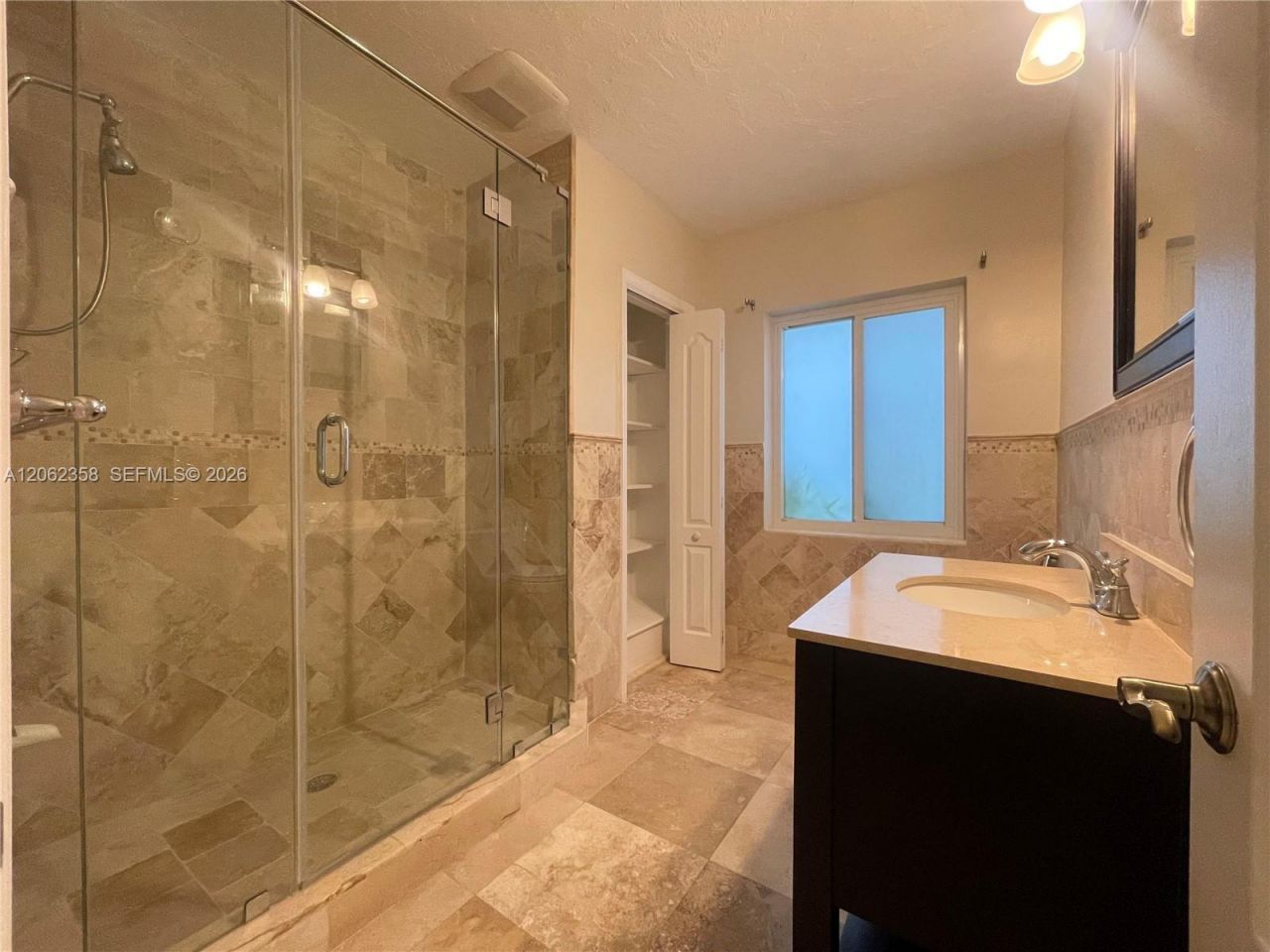 383 SW 25th Rd , Miami, FL 33129 Photo