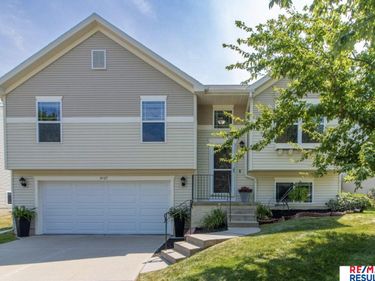 8027 N 147 Street, Bennington, NE 68007