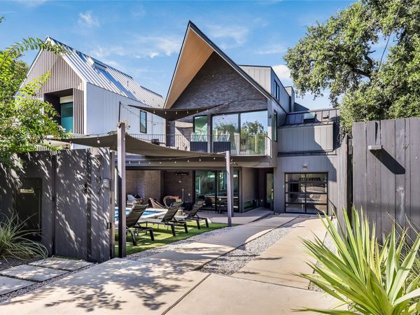 702 W Elizabeth ST, Austin, TX 78704