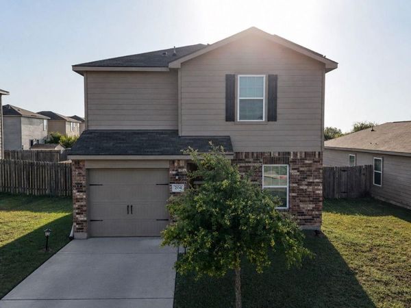 204 Denson LN , Unit 26C, Jarrell, TX 76537