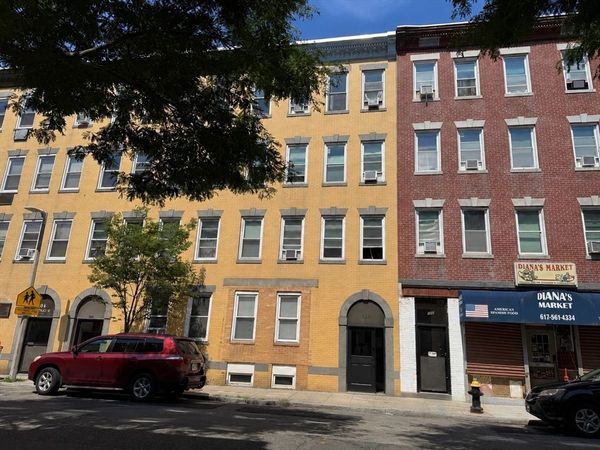 168 Cottage St, Unit 302, Boston, MA 02128