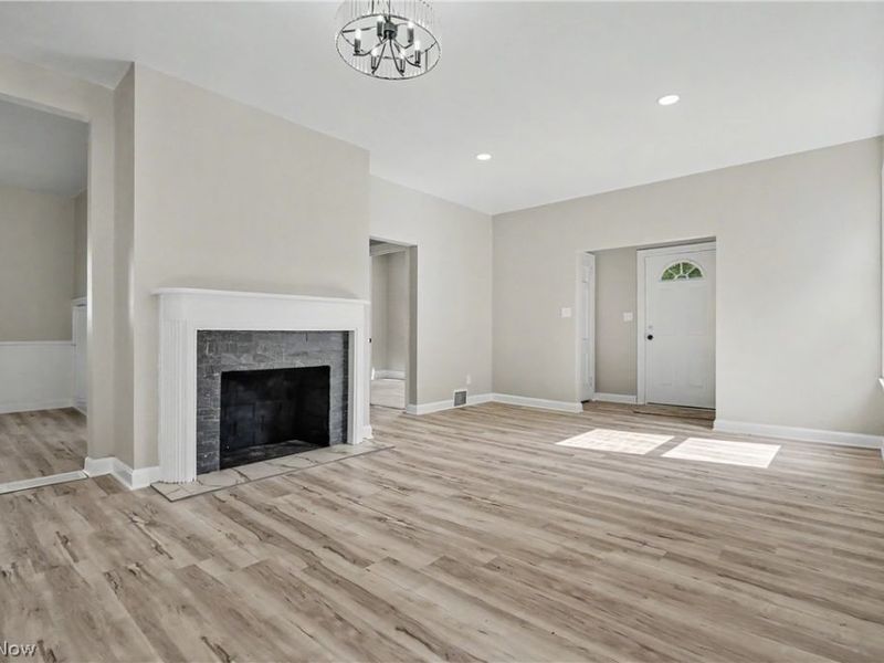 455 Scott Street NE, Warren, OH 44483 Photo 9