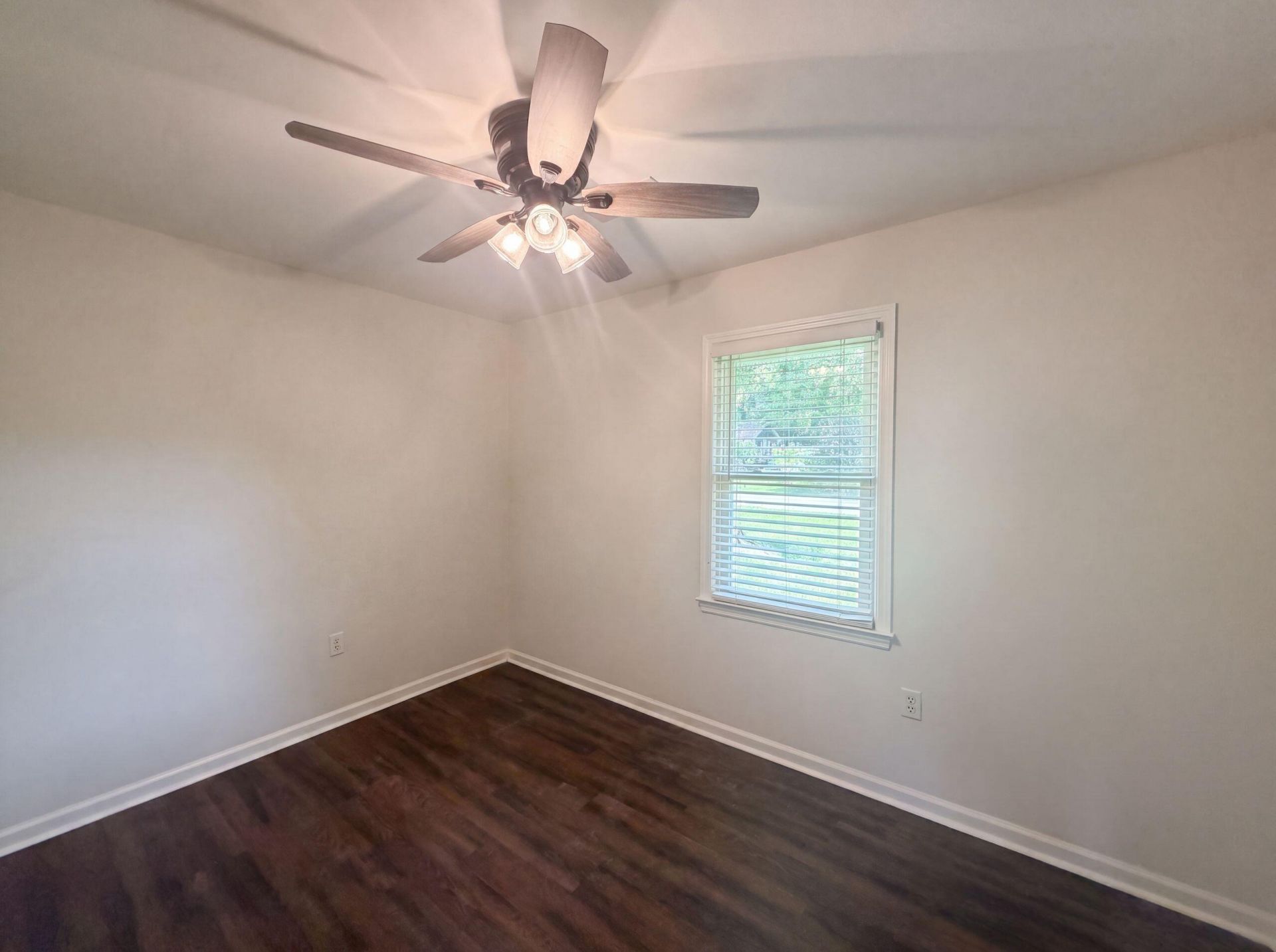 1110 Stuart Drive Photo 10