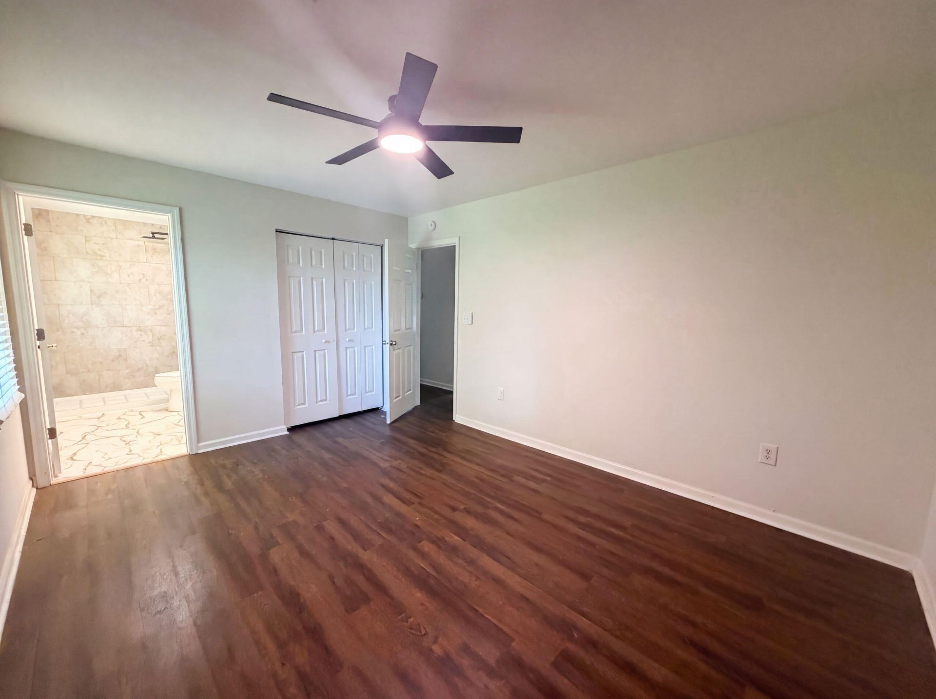 1110 Stuart Drive Photo 4