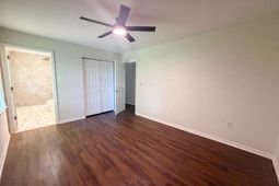 1110 Stuart Drive photo 4