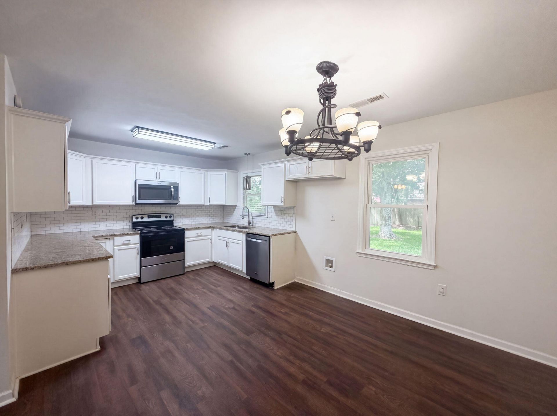 1110 Stuart Drive Photo 7
