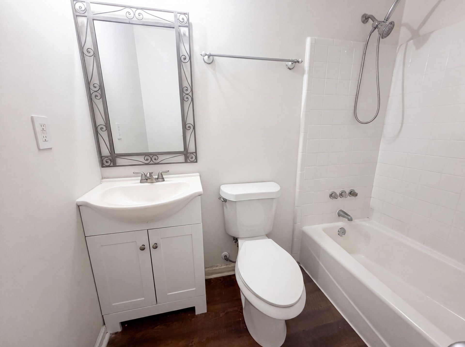 1110 Stuart Drive Photo 8