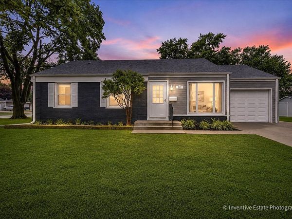548 S Harvard Avenue , Addison, IL 60101
