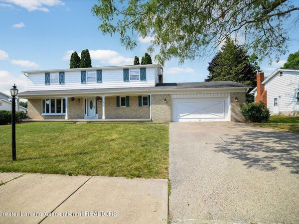 4912 Plum Hollow Drive, Lansing, MI 48917