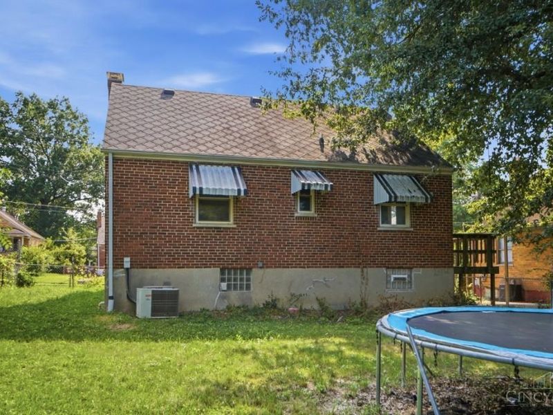 2945 Royal Glen Drive, Colerain Township, OH 45239 Photo 22
