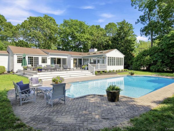 129 Oneck Lane , Westhampton Beach, NY 11978