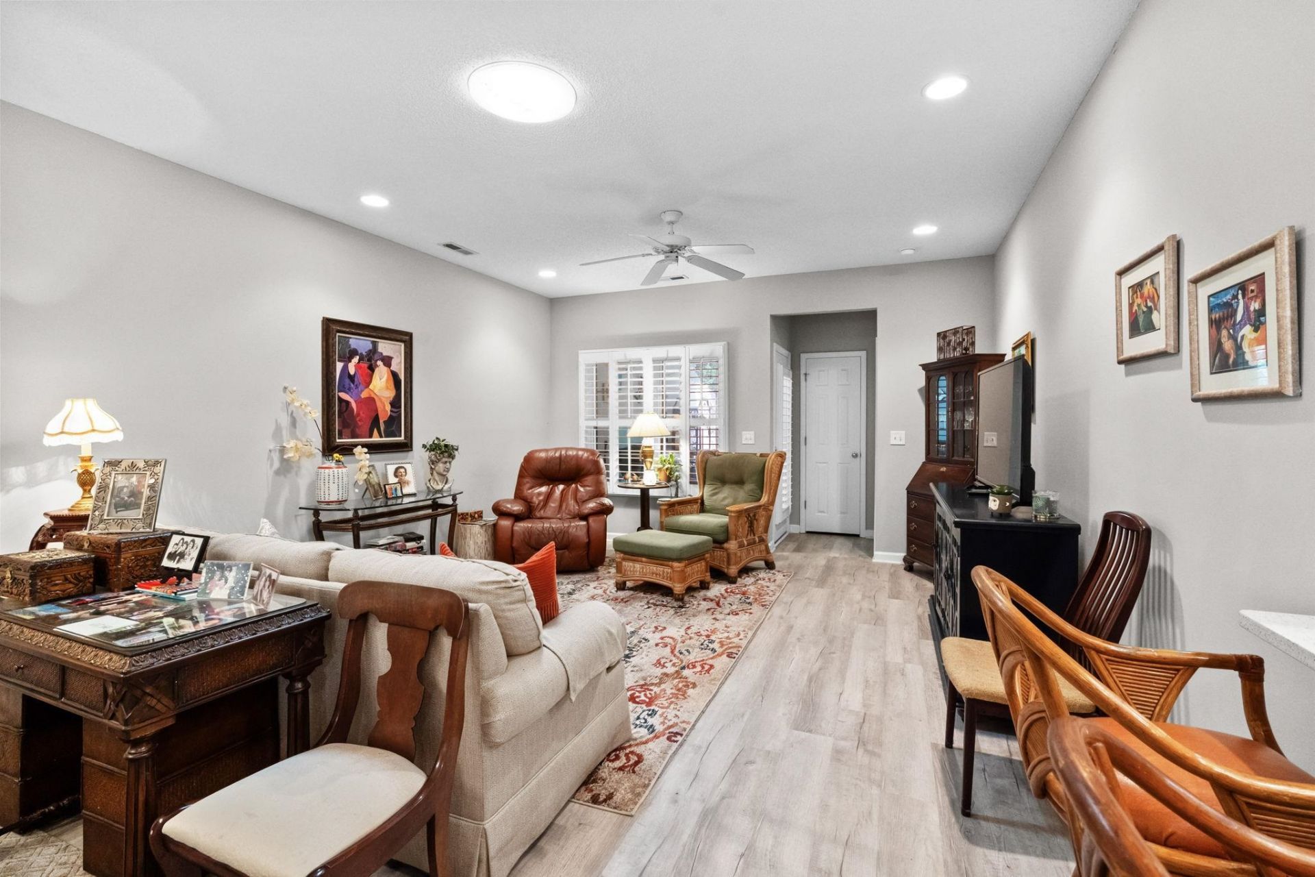 4662 Lightkeepers Way Photo 8