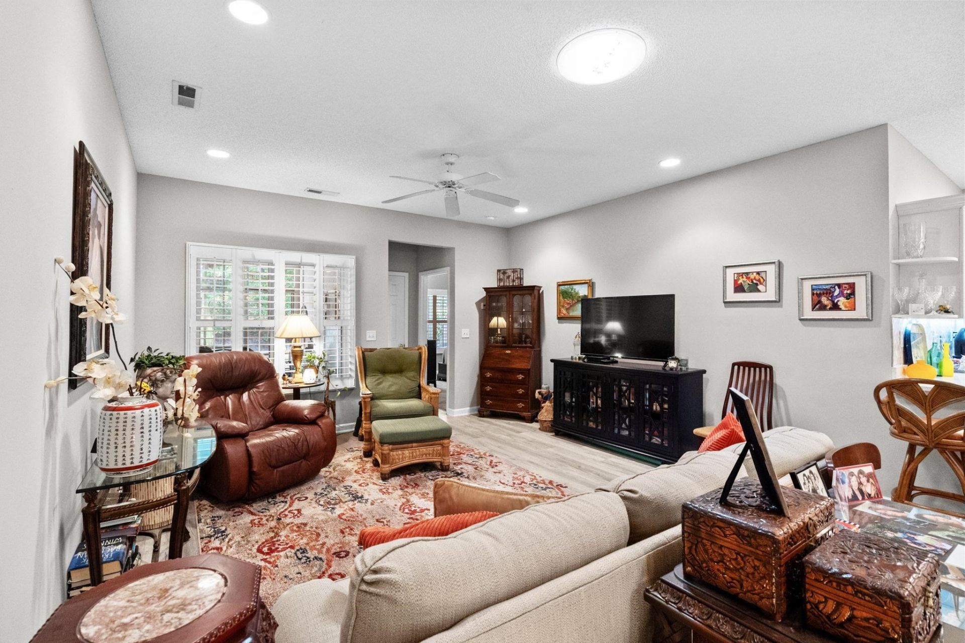 4662 Lightkeepers Way Photo 9