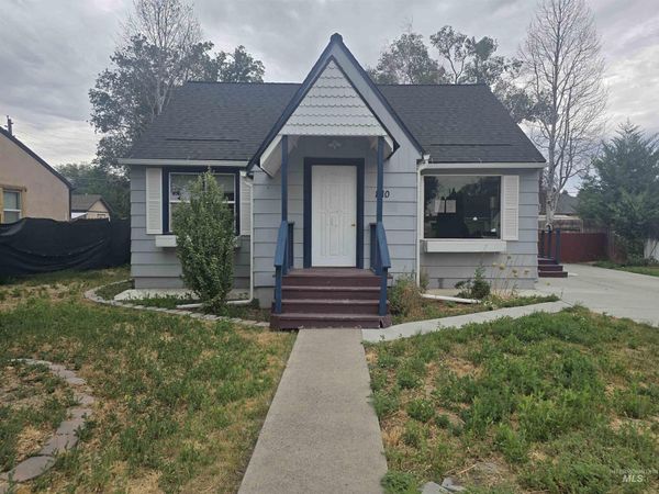 1110 Washington St, Gooding, ID 83330