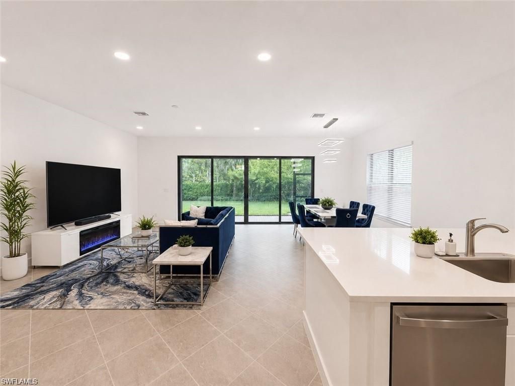 20202 Ainsley St, Estero, FL 33928 Photo