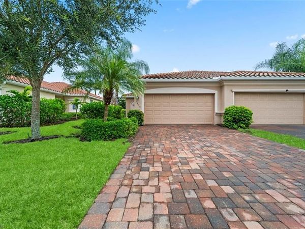 2036 Wellington ST , NAPLES, FL 34120