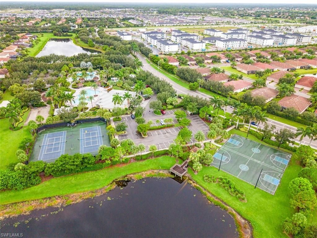 2036 Wellington St, Naples, FL 34120 Photo