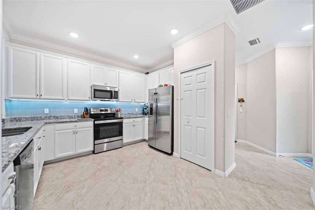 2036 Wellington St, Naples, FL 34120 Photo