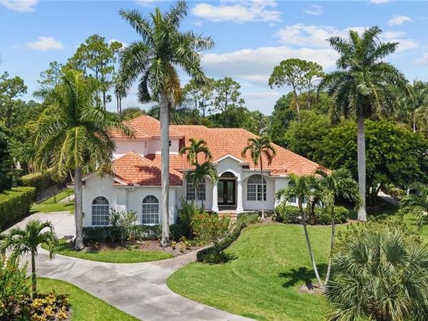 9069 The Lane, NAPLES, FL 34109