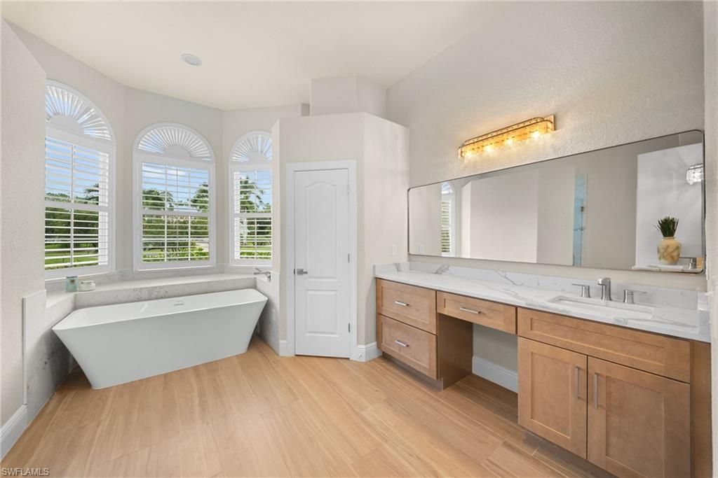 9069 The Lane, Naples, FL 34109 Photo