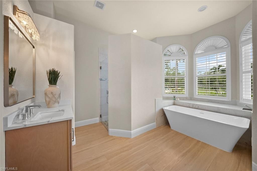 9069 The Lane, Naples, FL 34109 Photo