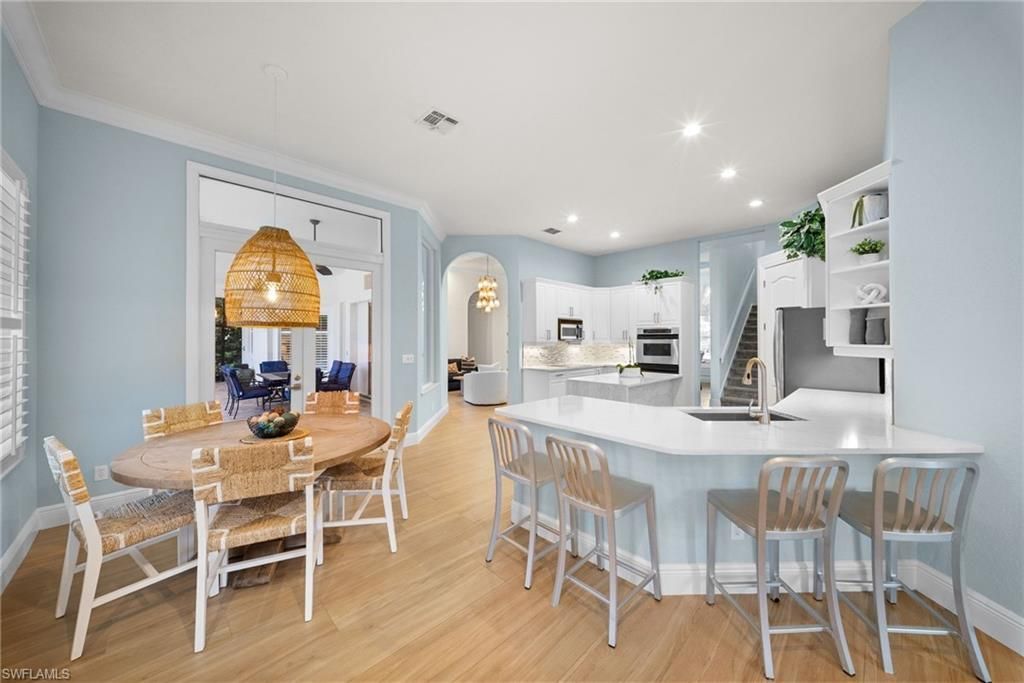 9069 The Lane, Naples, FL 34109 Photo