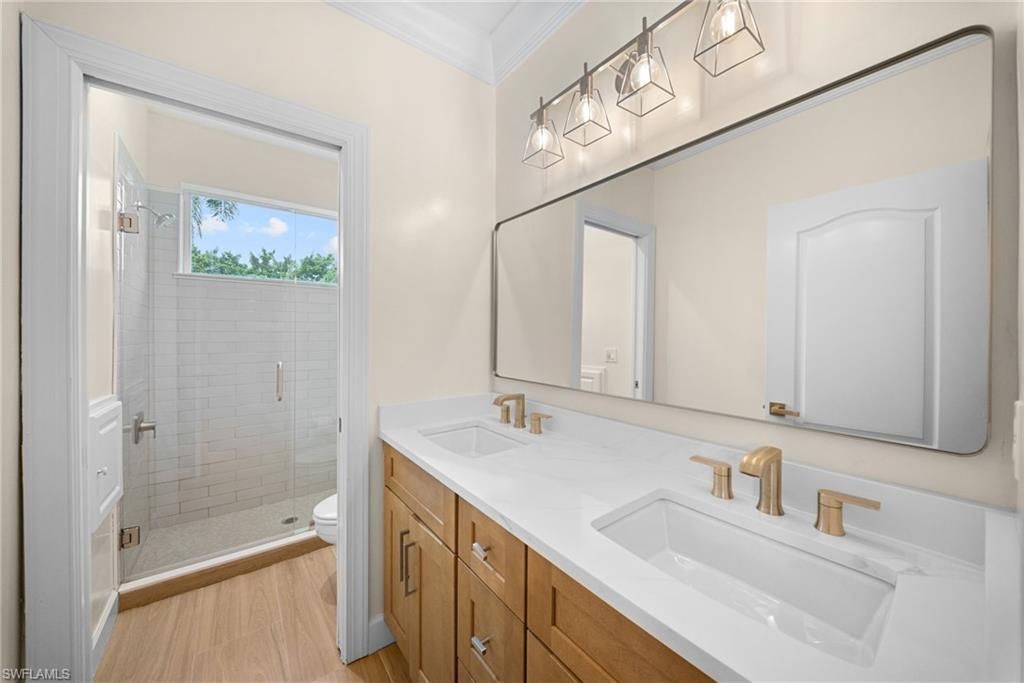 9069 The Lane, Naples, FL 34109 Photo