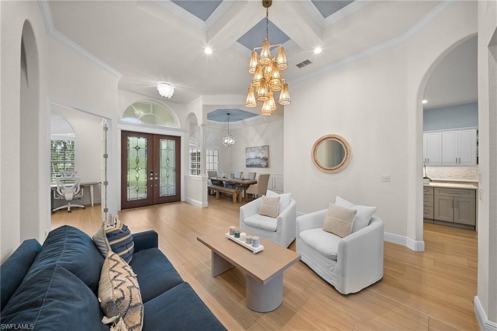 9069 The Lane, Naples, FL 34109 Photo