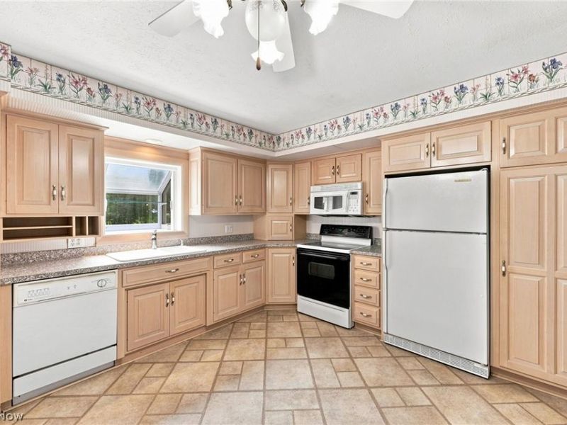 222 Kenwick Drive , Northfield, OH 44067 Photo 7