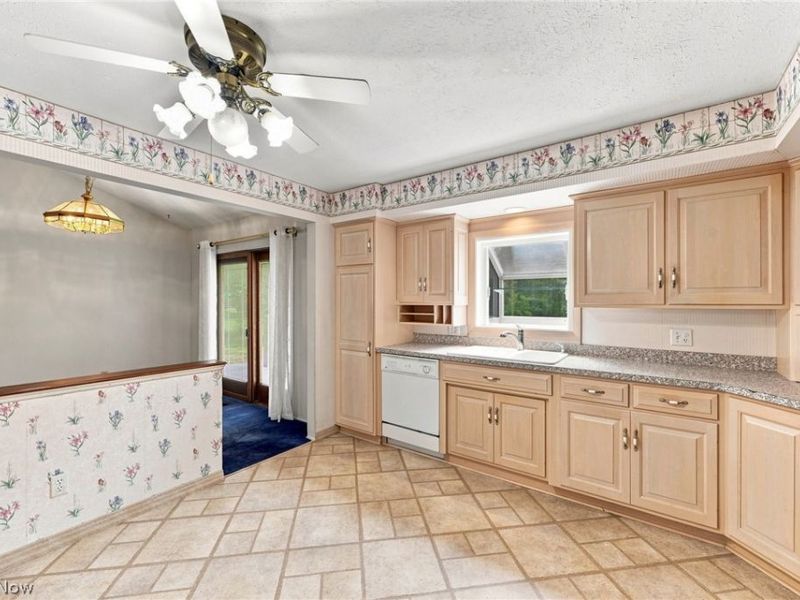 222 Kenwick Drive , Northfield, OH 44067 Photo 9