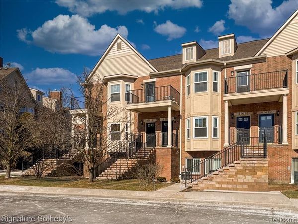 41614 Hamlet Lane, Unit 57, Novi, Mi 48375