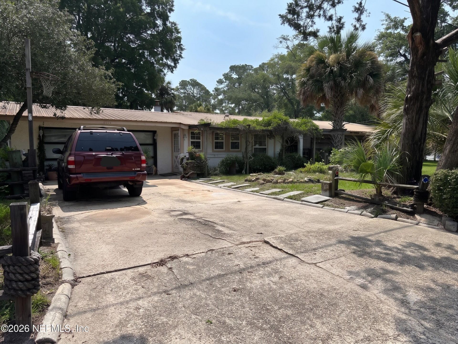 3833 Anvers Boulevard, Jacksonville, FL 32210 Main Photo
