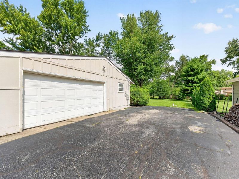 3900 Schirtzinger Road , Hilliard, OH 43026 Photo 33