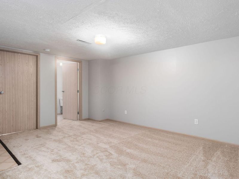 4103 Parkcove Drive, Columbus, OH 43230 Photo 19
