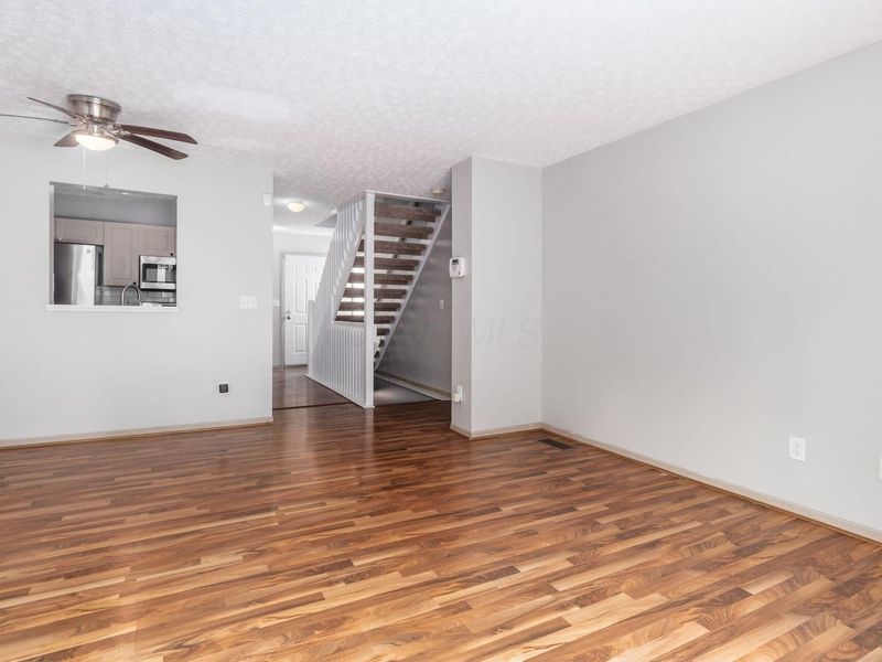4103 Parkcove Drive, Columbus, OH 43230 Photo 9