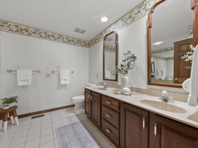 2227 Ashbury Close, Powell, OH 43065 Photo 25