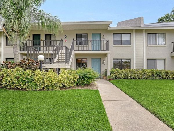 7864 EAGLE CREEK DRIVE , Unit 7864, SARASOTA, FL 34243