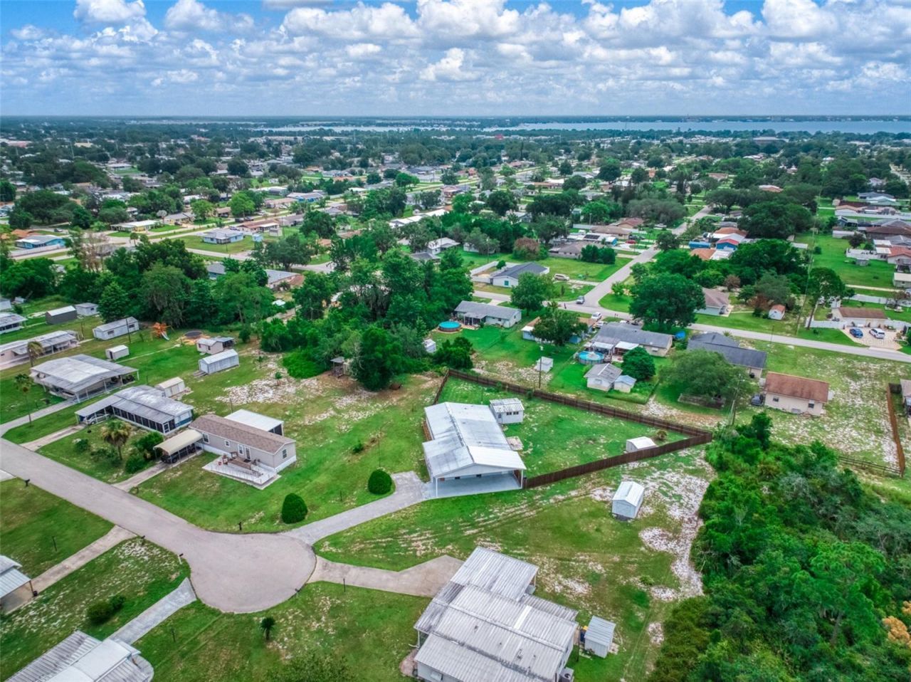 906 Whatley Court, Sebring, FL 33870 Photo