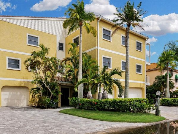 614 NORTON STREET, LONGBOAT KEY, FL 34228