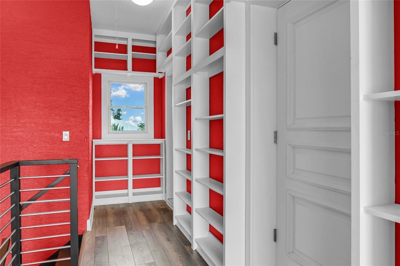 614 Norton Street, Longboat Key, FL 34228 Photo