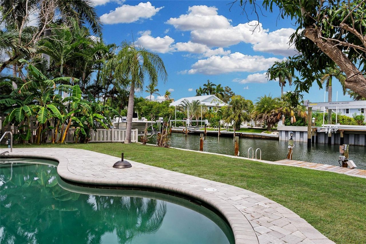 614 Norton Street, Longboat Key, FL 34228 Photo