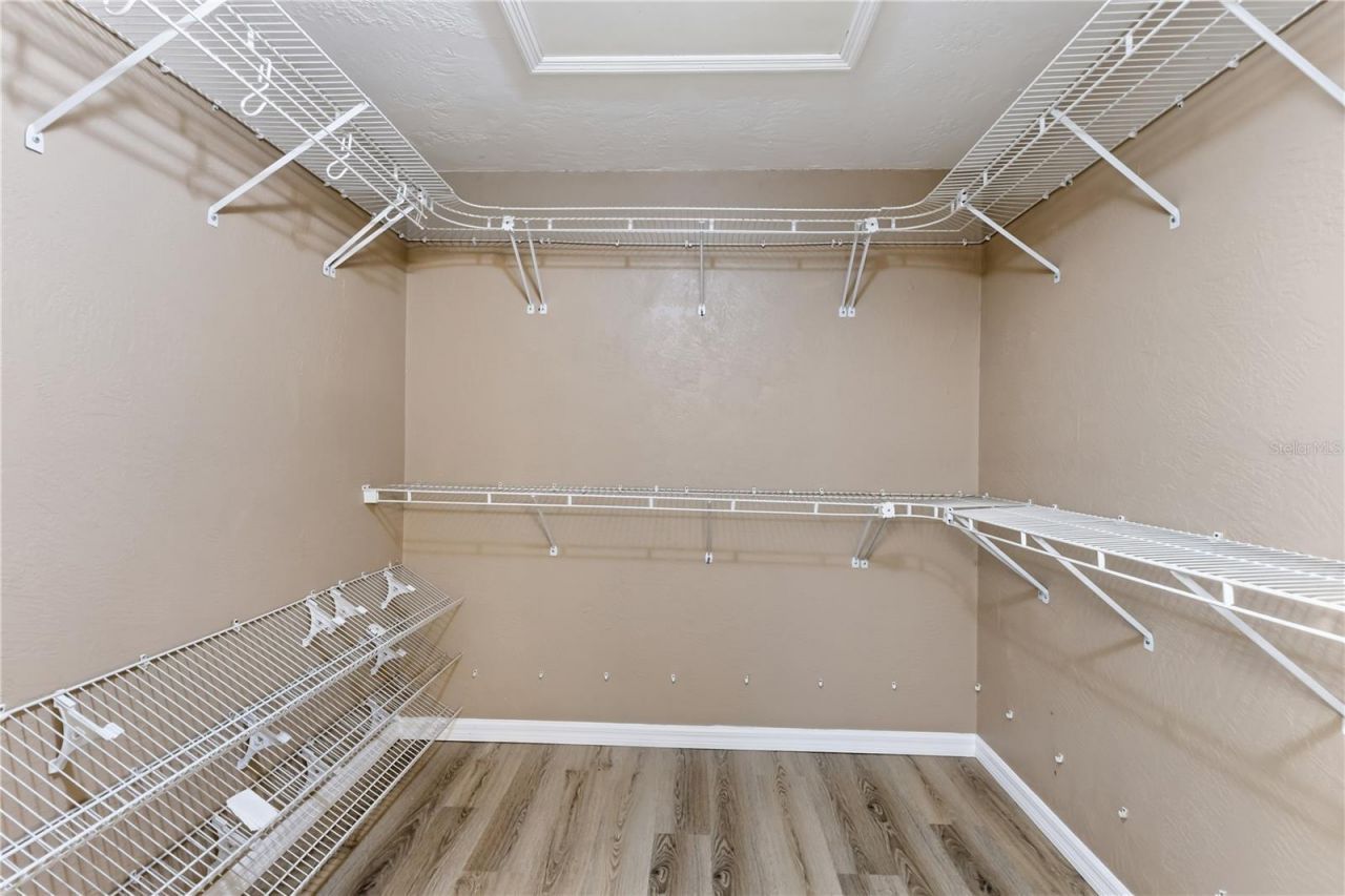 12580 Frank Drive N, Seminole, FL 33776 Photo