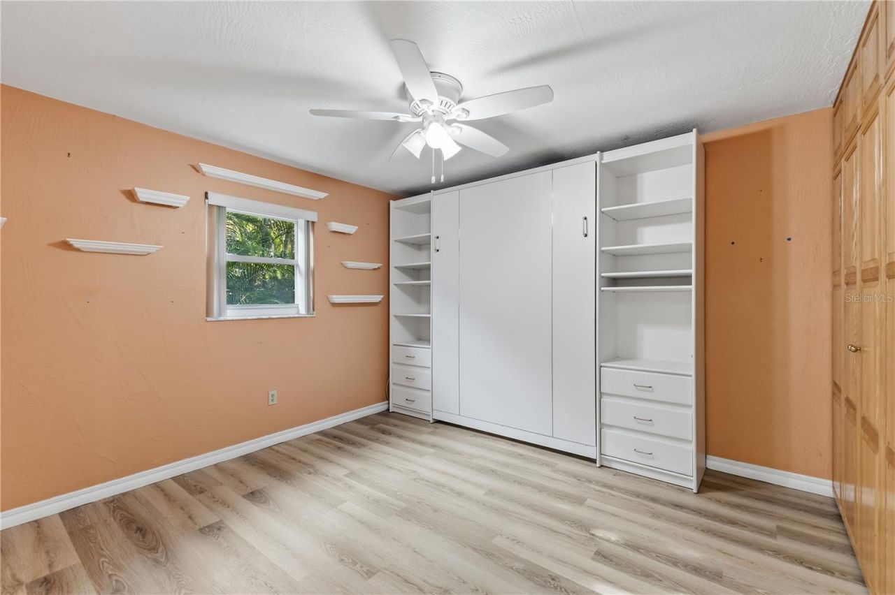 12580 Frank Drive N, Seminole, FL 33776 Photo