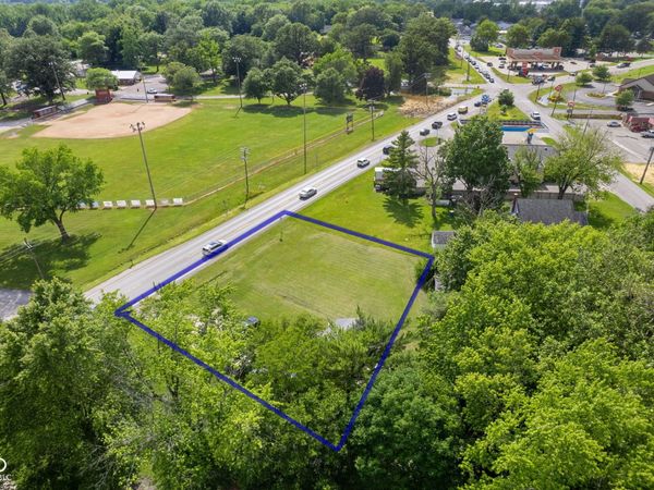 2710 W State Road 38 , Sheridan, IN 46069