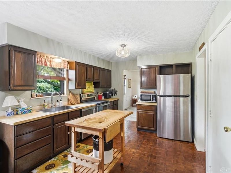 10816 Wengate Lane, Blue Ash, OH 45241 Photo 11