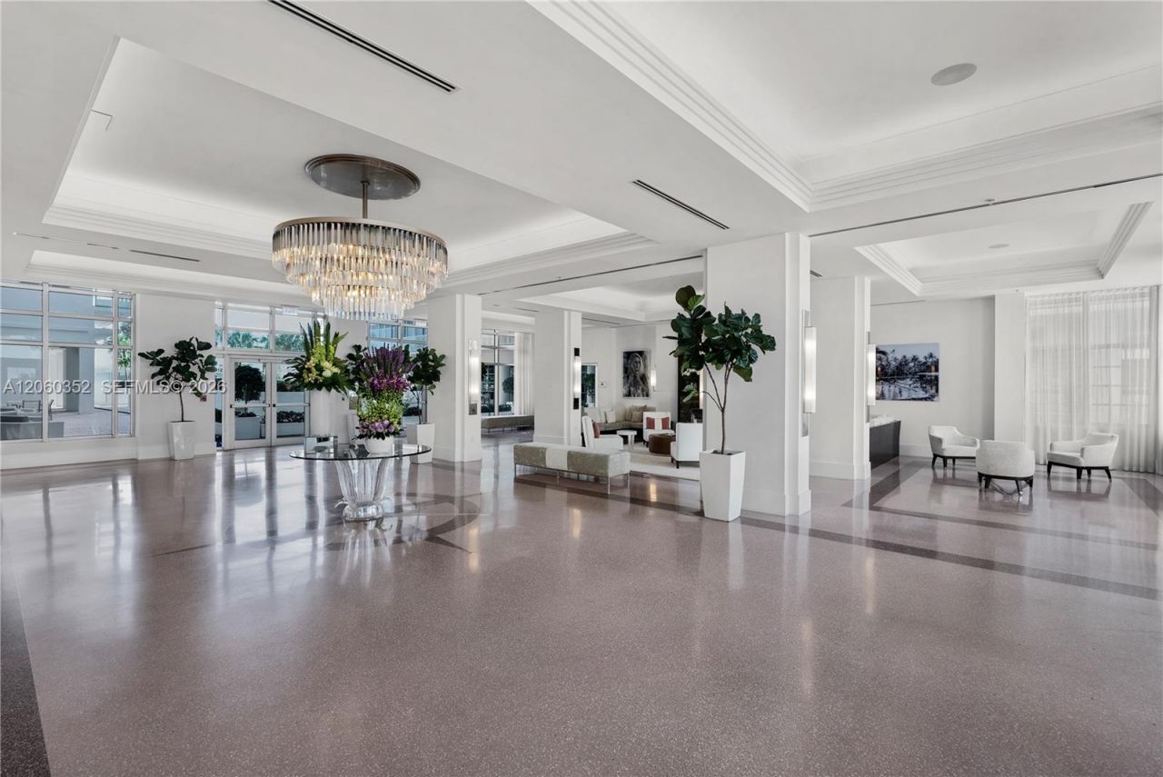 3739 Collins Ave , Unit N-503, Miami Beach, FL 33140 Photo
